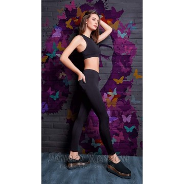 GIULIA Leggy Fan model 2